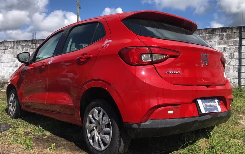 SUCATA APROVEITAVEL COM MOTOR INSERVIVEL FIAT / ARGO 1.0 - 2018/2018