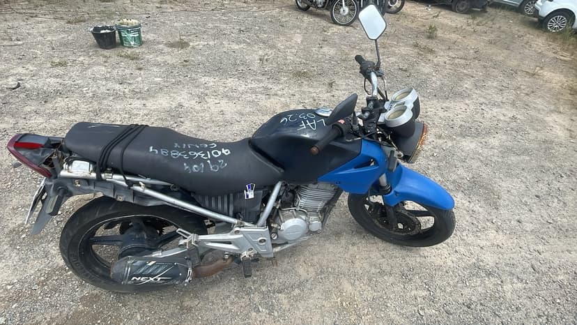 VEICULO CONSERVADO HONDA / CBX 250 TWISTER - 2003/2004