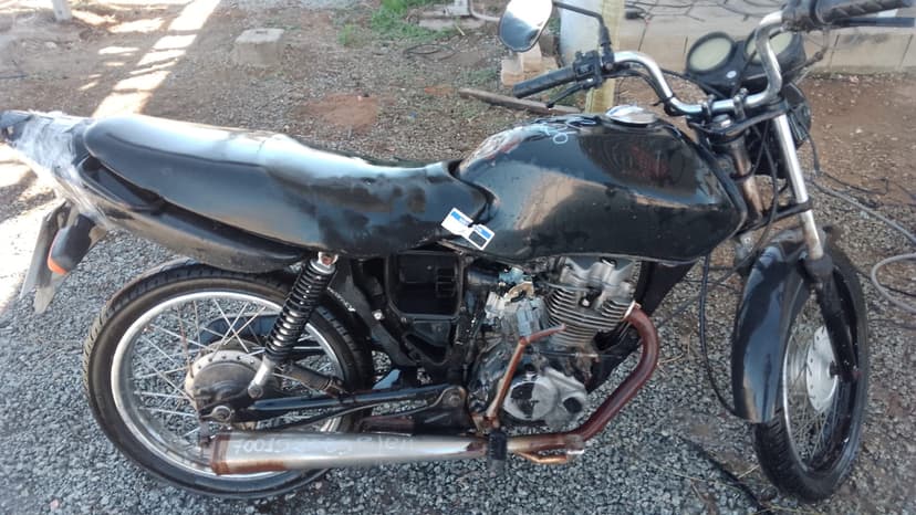 VEICULO CONSERVADO HONDA / CG 125 TITAN ES - 2004/2004