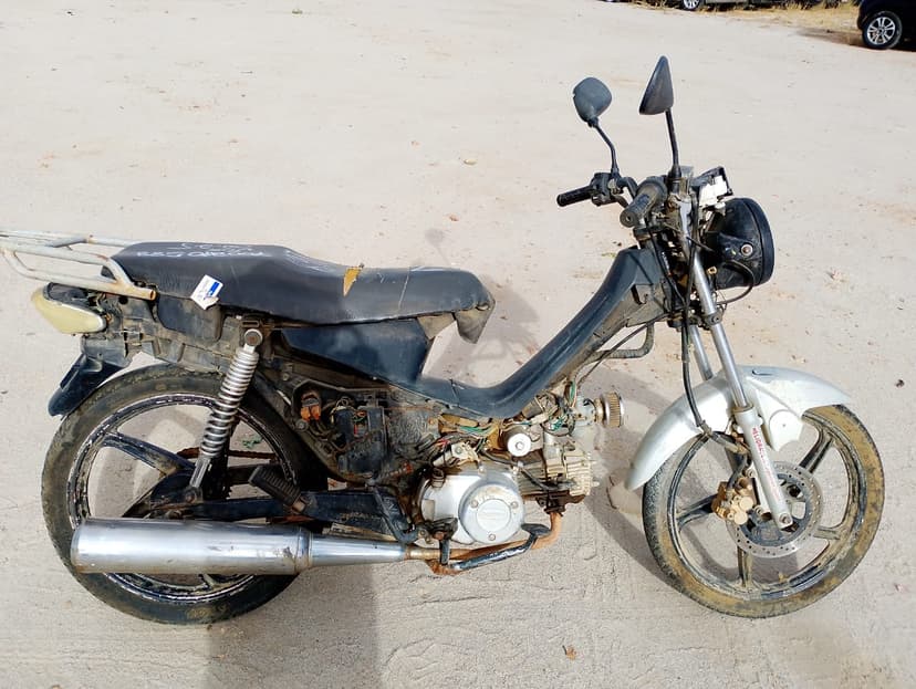 SUCATA APROVEITAVELCOM MOTOR INSERVIVEL SHINERAY / 50CC - N/I/N/I