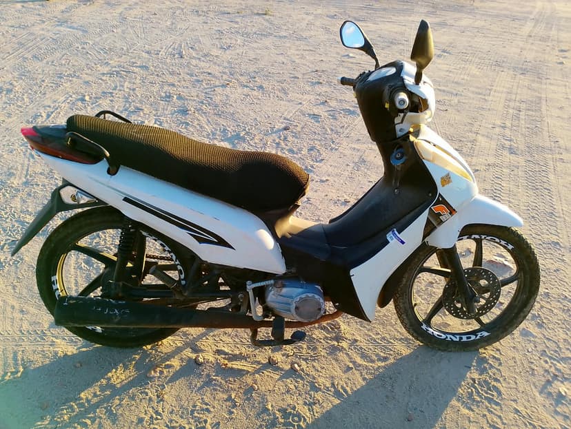 SUCATA APROVEITAVELCOM MOTOR INSERVIVEL WUYANG / F2 - N/I/N/I