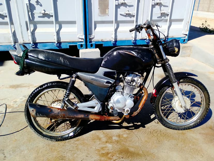 VEÍCULO CONSERVADO SUNDOWN / MAX 125 SE - 2011/2011