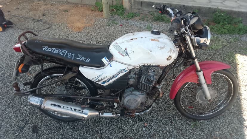 VEICULO CONSERVADO YAMAHA / YBR 125E - 2002/2002